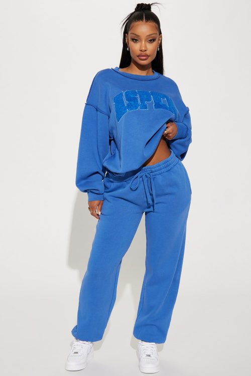 Aspen Trip Sweatsuit – Blue