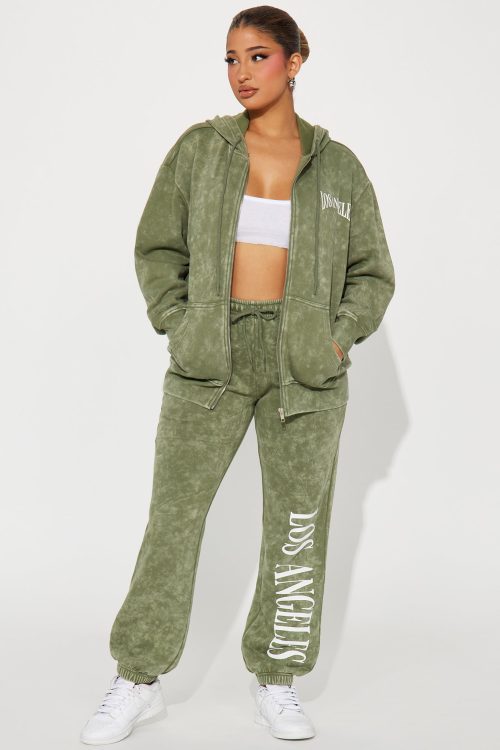 LA Vibes Mineral Wash Jogger Set – Sage